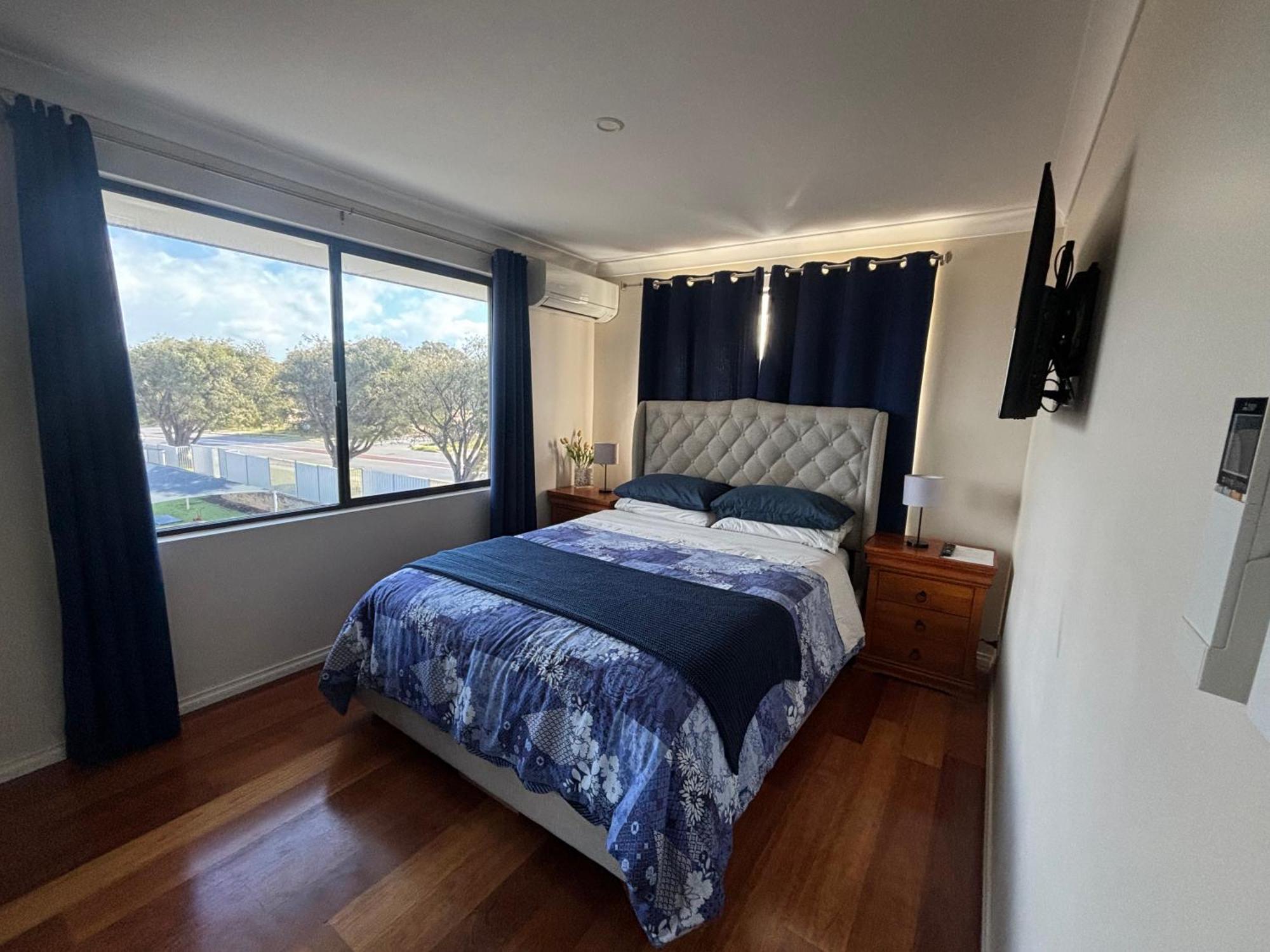 Ocean Reef Homestay Перт Экстерьер фото