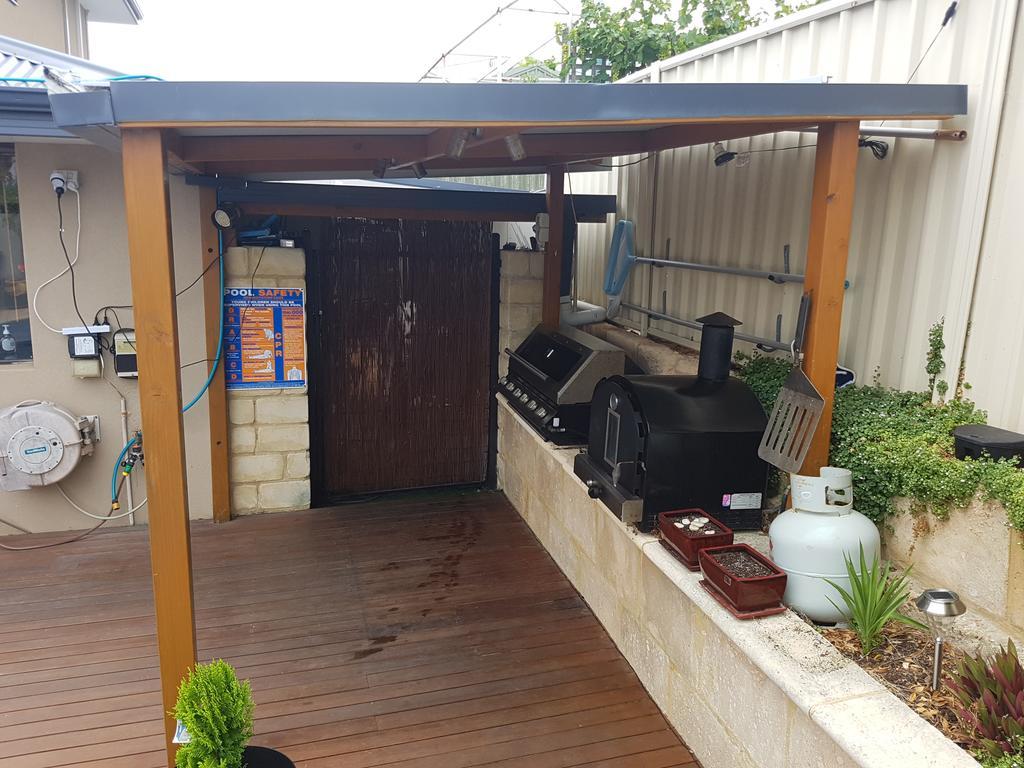 Ocean Reef Homestay Перт Экстерьер фото